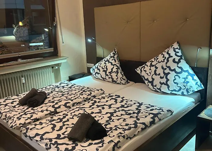 Am Markt Отель 3*